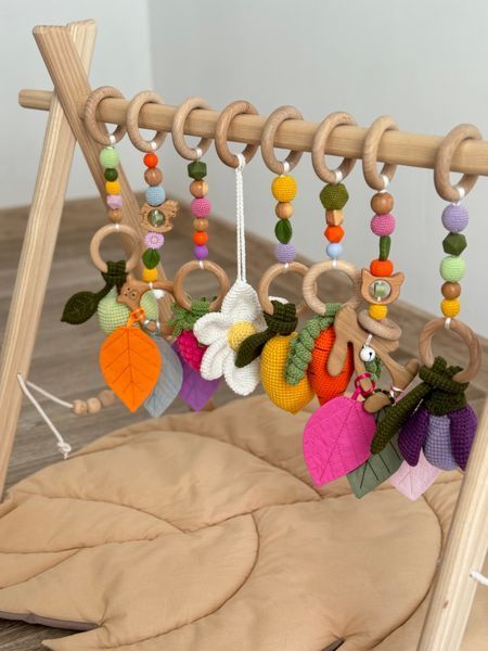 Тренажер Монтессорі, baby gym &laquo;Дофаміновий&raquo; 17 фото